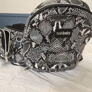 Tushbaby Python Hip Carrier